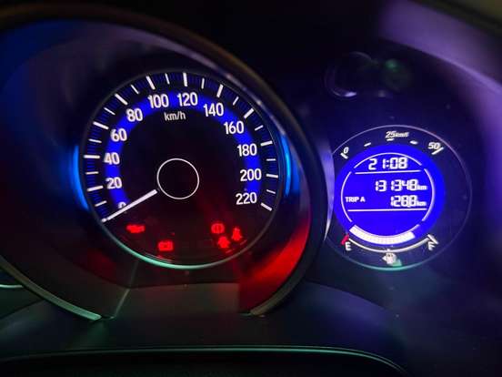 HONDA-FIT-2016