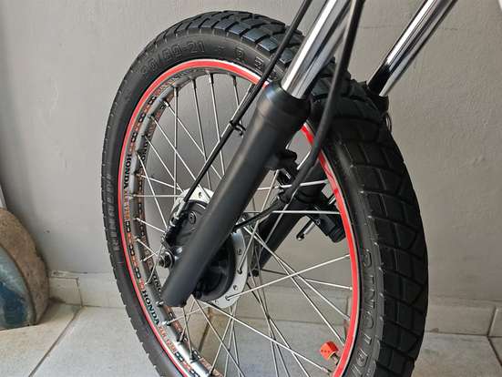 HONDA-XLR 125 ES-2002