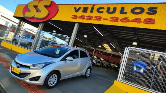 HYUNDAI HB20 1.6 COMFORT 16V FLEX 4P MANUAL HYUNDAI HB20 1.6 COMFORT 16V FLEX 4P MANUAL