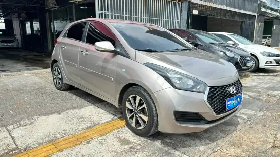 HYUNDAI-HB20-2016