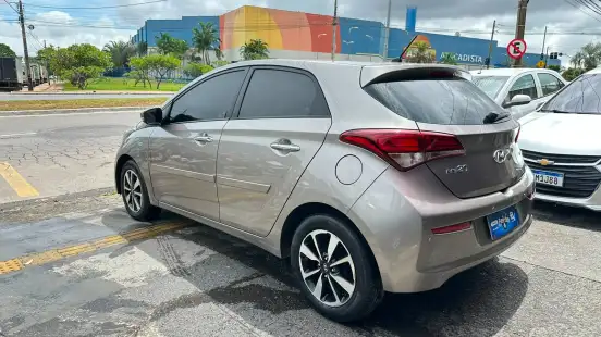 HYUNDAI-HB20-2016