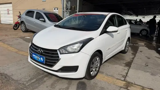 HYUNDAI HB20S 1.6 PREMIUM 16V FLEX 4P AUTOMÁTICO HYUNDAI HB20S 1.6 PREMIUM 16V FLEX 4P AUTOMÁTICO