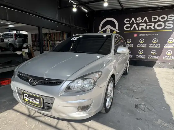 HYUNDAI I30 2.0 MPI 16V GASOLINA 4P MANUAL