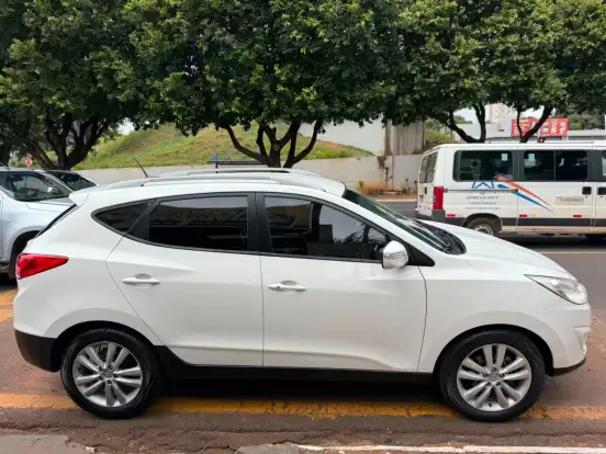 HYUNDAI-IX35-2.0 MPFI GLS 16V FLEX 4P AUTOMÁTICO HYUNDAI-IX35-2014