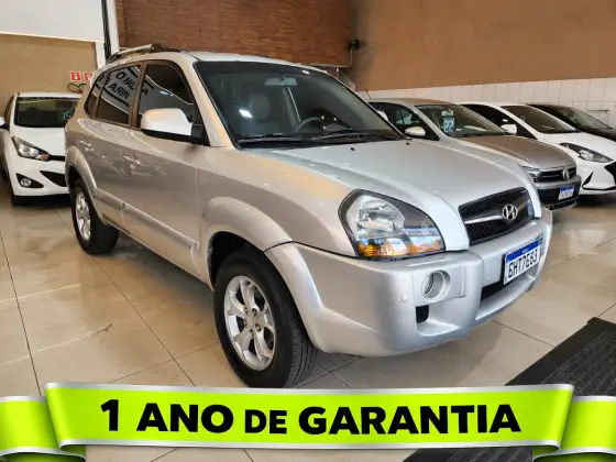 HYUNDAI TUCSON 2.0 MPFI GLS 16V 143CV 2WD FLEX 4P AUTOMÁTICO HYUNDAI TUCSON 2.0 MPFI GLS 16V 143CV 2WD FLEX 4P AUTOMÁTICO