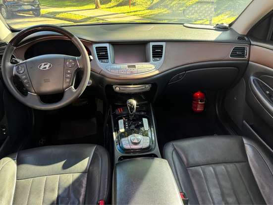 HYUNDAI-GENESIS-3.8 V6 24V GASOLINA 4P AUTOMÁTICO HYUNDAI-GENESIS-2012