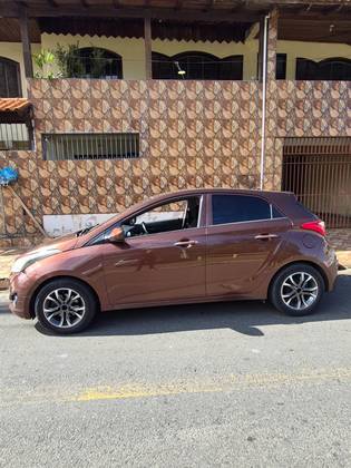 HYUNDAI HB20 1.6 COMFORT PLUS 16V FLEX 4P MANUAL