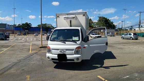 HYUNDAI HR 2.5 TCI HD LONGO COM CAÇAMBA 4X2 8V 97CV TURBO INTERCOOLER DIESEL 2P MANUAL
