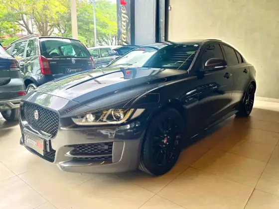 JAGUAR XE 2.0 16V SI4 TURBO GASOLINA R-SPORT 4P AUTOMÁTICO