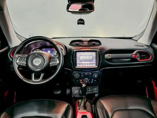 JEEP-RENEGADE-2.0 16V TURBO DIESEL TRAILHAWK 4P 4X4 AUTOMÁTICO JEEP-RENEGADE-2021
