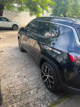 JEEP-COMPASS-2024