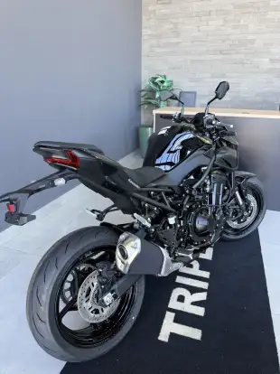 KAWASAKI-Z900 KAWASAKI-Z900-2026