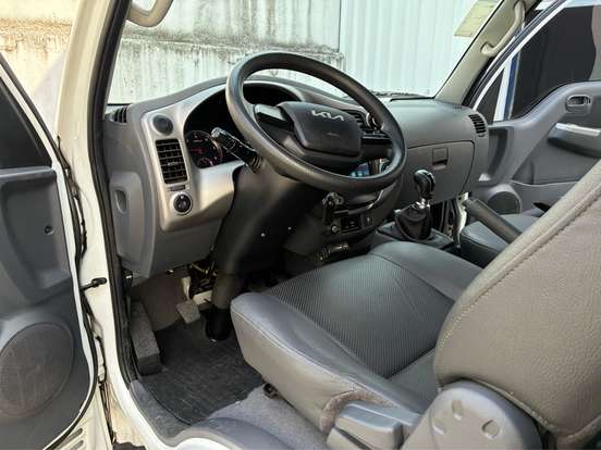 KIA-BONGO-2.5 TD DIESEL STD CS 4x4 MANUAL KIA-BONGO-2024