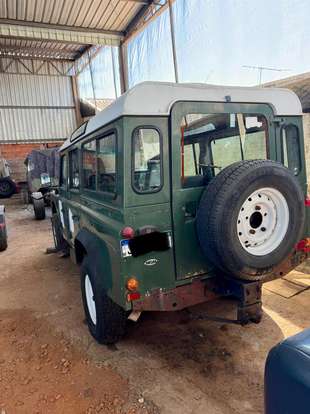 LAND ROVER-DEFENDER-1995