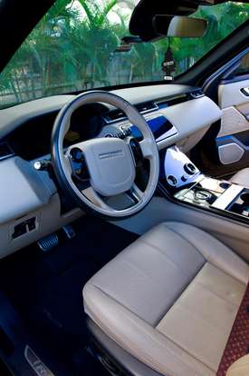 LAND ROVER-RANGE ROVER VELAR-2.0 P300 GASOLINA R-DYNAMIC SE AUTOMÁTICO LAND ROVER-RANGE ROVER VELAR-2019