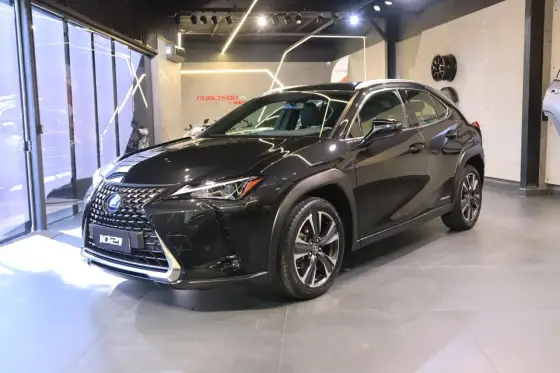 LEXUS UX 250h 2.0 VVT-I HYBRID DYNAMIC CVT LEXUS UX 250h 2.0 VVT-I HYBRID DYNAMIC CVT