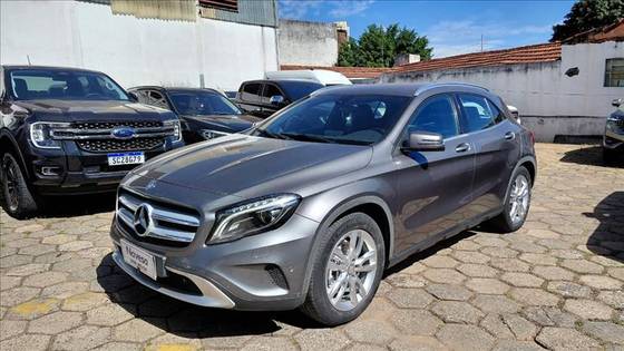 MERCEDES-BENZ GLA 200 1.6 CGI ADVANCE 16V TURBO GASOLINA 4P AUTOMÁTICO