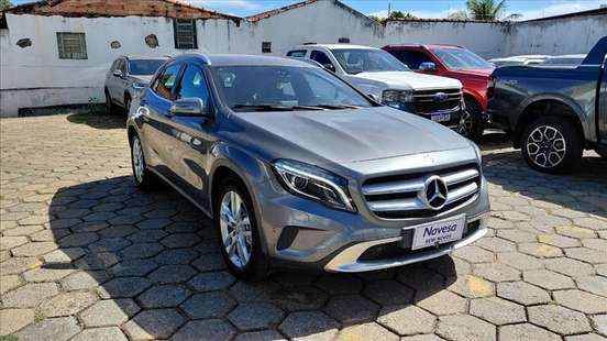 MERCEDES-BENZ-GLA 200-2014