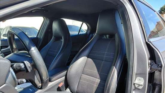 MERCEDES-BENZ-GLA 200-2014