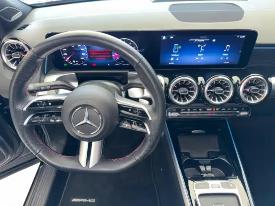 MERCEDES-BENZ-GLB 220-2.0 MHEV AMG LINE 4MATIC 8G-DCT MERCEDES-BENZ-GLB 220-2024