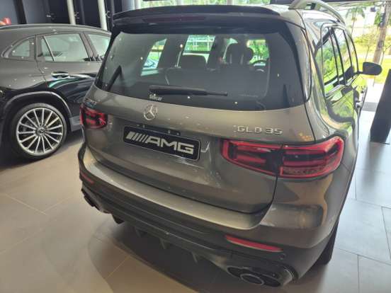 MERCEDES-BENZ-GLB 35 AMG-2025