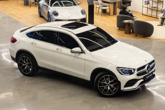MERCEDES-BENZ GLC 300 2.0 CGI GASOLINA COUPÉ AMG LINE 4MATIC 9G-TRONIC MERCEDES-BENZ GLC 300 2.0 CGI GASOLINA COUPÉ AMG LINE 4MATIC 9G-TRONIC