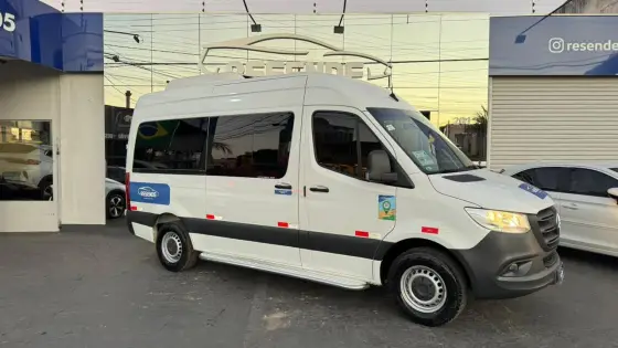 MERCEDES-BENZ SPRINTER 2.0 CDI DIESEL VAN 417 TA LONGO 16L MANUAL MERCEDES-BENZ SPRINTER 2.0 CDI DIESEL VAN 417 TA LONGO 16L MANUAL