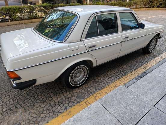 MERCEDES-BENZ-250-2.5 6 CILINDROS 12V GASOLINA 4P MANUAL MERCEDES-BENZ-250-1977