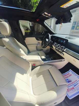 MERCEDES-BENZ-GLB 200-2021