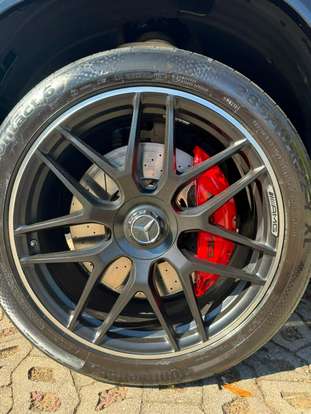 MERCEDES-BENZ-GLE 63 AMG-2024
