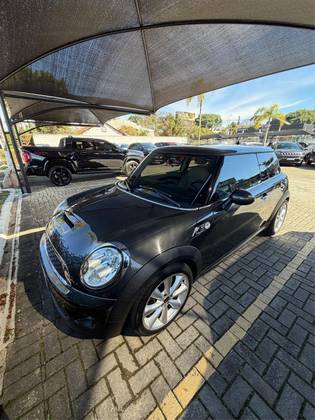 MINI COOPER 1.6 S 16V TURBO GASOLINA 2P AUTOMÁTICO