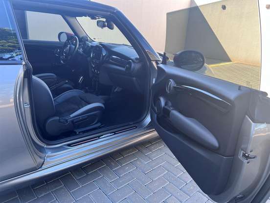 MINI-COOPER-2.0 16V TWINPOWER GASOLINA JOHN COOPER WORKS CABRIO STEPTRONIC MINI-COOPER-2020