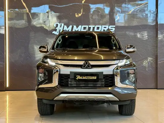 MITSUBISHI-L200 TRITON-2.4 16V TURBO DIESEL SPORT HPE CD 4P 4X4 AUTOMÁTICO MITSUBISHI-L200 TRITON-2025