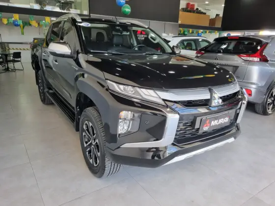 MITSUBISHI L200 TRITON 2.4 16V TURBO DIESEL SPORT HPE-S CD 4P 4X4 AUTOMÁTICO MITSUBISHI L200 TRITON 2.4 16V TURBO DIESEL SPORT HPE-S CD 4P 4X4 AUTOMÁTICO