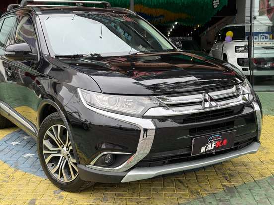 MITSUBISHI-OUTLANDER-2.0 16V GASOLINA 4P AUTOMÁTICO MITSUBISHI-OUTLANDER-2015