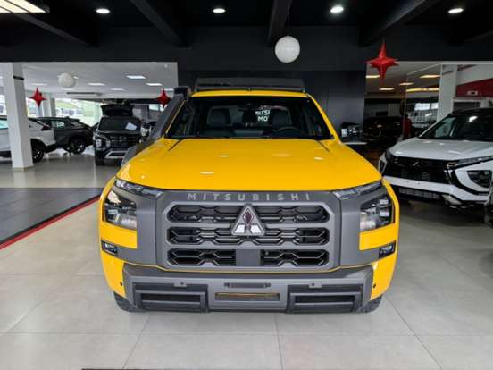 MITSUBISHI-TRITON-2026