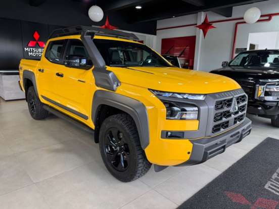 MITSUBISHI-TRITON-2026