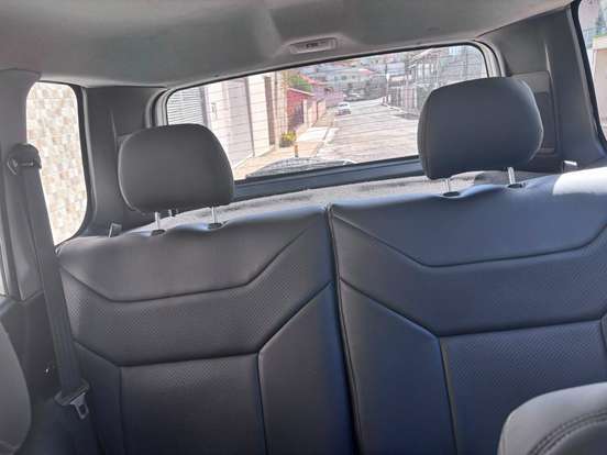 MITSUBISHI-PAJERO TR4-2012