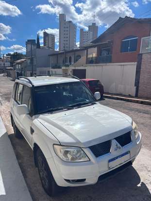MITSUBISHI-PAJERO TR4-2012