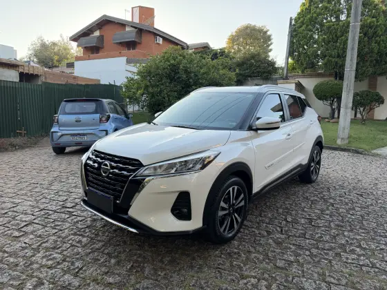 NISSAN KICKS 1.6 16V FLEXSTART ADVANCE XTRONIC NISSAN KICKS 1.6 16V FLEXSTART ADVANCE XTRONIC