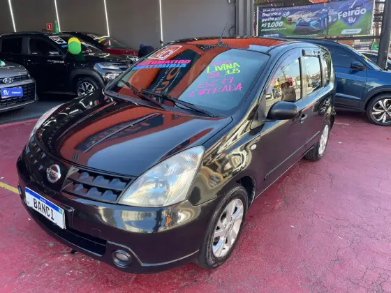 NISSAN LIVINA 1.8 SL 16V FLEX 4P AUTOMÁTICO NISSAN LIVINA 1.8 SL 16V FLEX 4P AUTOMÁTICO