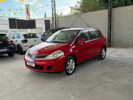 NISSAN TIIDA 1.8 S 16V FLEX 4P MANUAL NISSAN TIIDA 1.8 S 16V FLEX 4P MANUAL