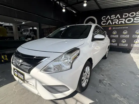 NISSAN VERSA 1.6 16V FLEXSTART SV 4P XTRONIC NISSAN VERSA 1.6 16V FLEXSTART SV 4P XTRONIC