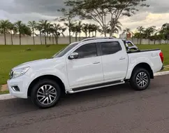 NISSAN FRONTIER 2.3 16V TURBO DIESEL LE CD 4X4 AUTOMÁTICO NISSAN FRONTIER 2.3 16V TURBO DIESEL LE CD 4X4 AUTOMÁTICO