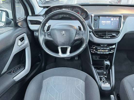PEUGEOT-208-1.6 ALLURE 16V FLEX 4P AUTOMÁTICO PEUGEOT-208-2016