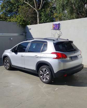 PEUGEOT-2008-2019
