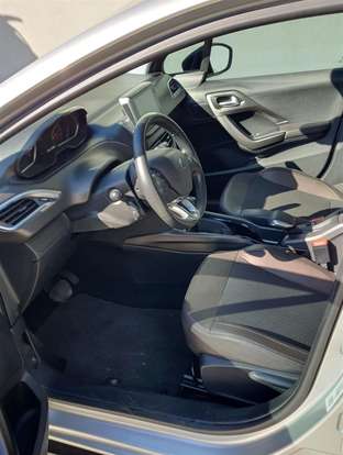 PEUGEOT-2008-2019