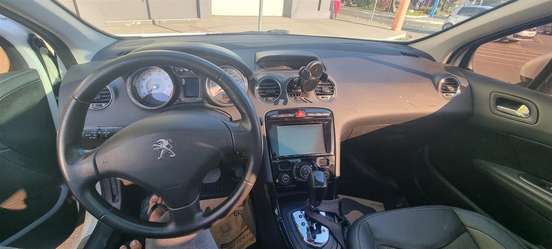 PEUGEOT-308-2016