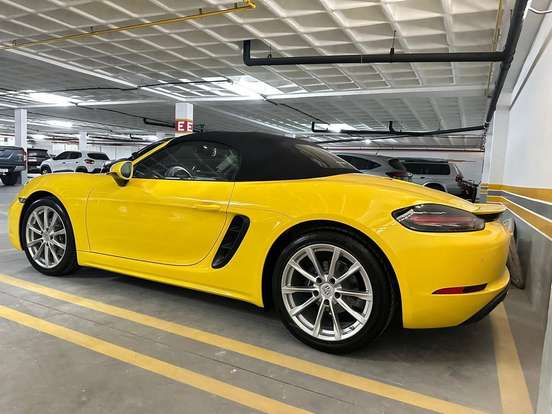 PORSCHE-718-2024
