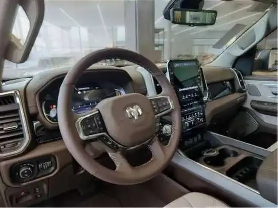 RAM-1500-3.0 HURRICANE 6 BITURBO GASOLINA LARAMIE CD 4X4 AUTOMÁTICO RAM-1500-2025